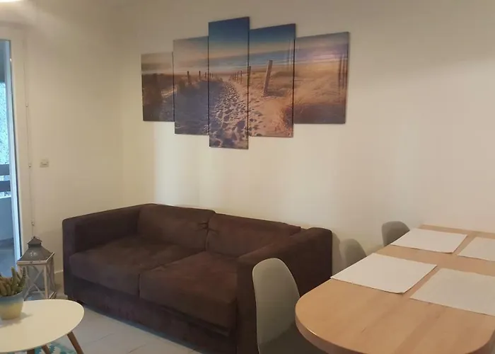 A Deux Pas De L Ocean